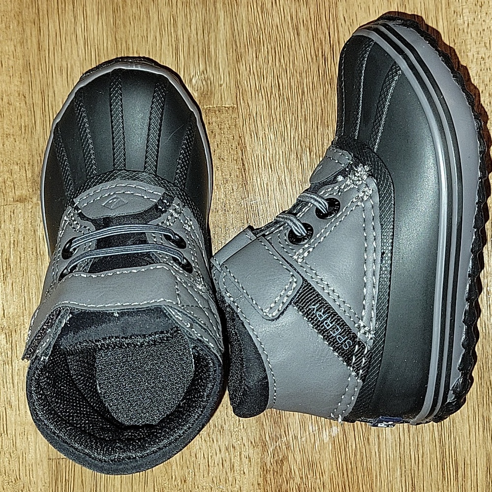 Brand new toddler sperry duck boots